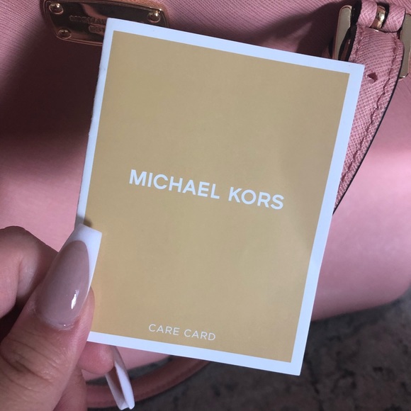 Michael Kors Jet Set LG Carryall Tote Leather - Picture 15 of 15